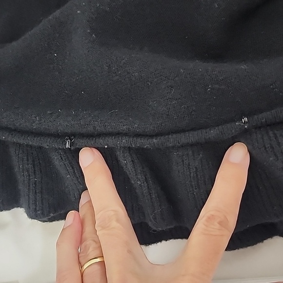 Neiman Marcus Cashmere Black Cardigan Size M - Picture 16 of 16